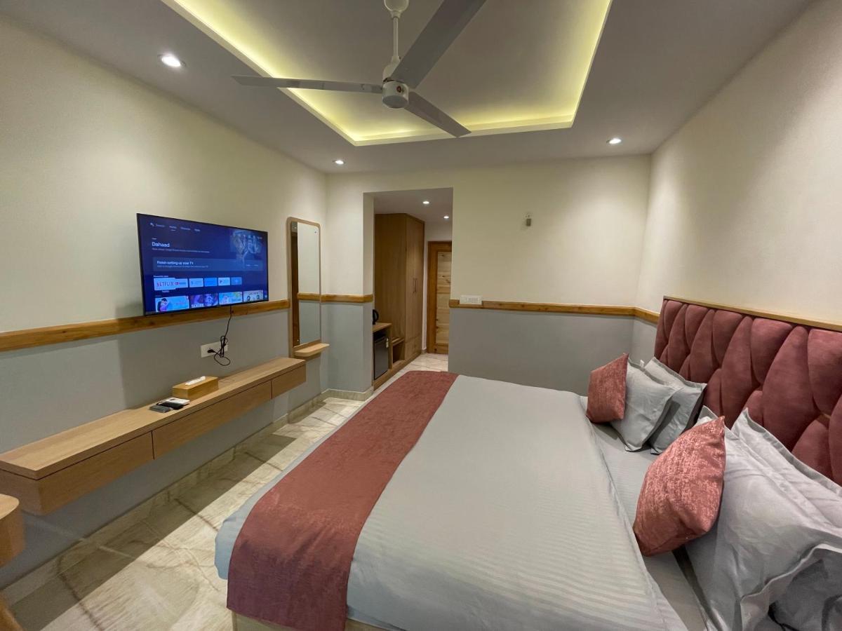 Bed and Breakfast The Cocoon Dehradun Esterno foto
